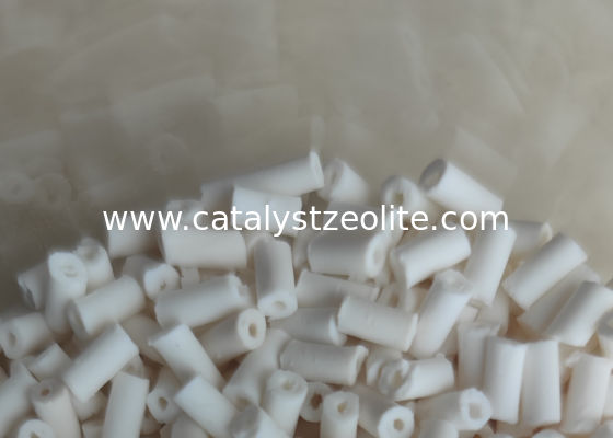Raschig Ring Shape Gamma Catalyst Carrier Rings 3.2mm 4.8mm 6.4mm الألومينا الناقل الدائري